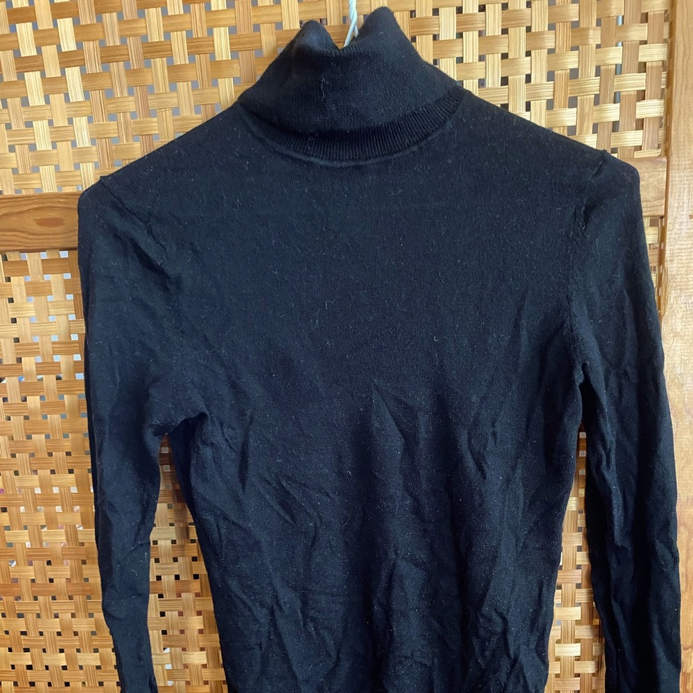 LORD & TAYLOR. Black turtleneck layering knit merino wool sweater.